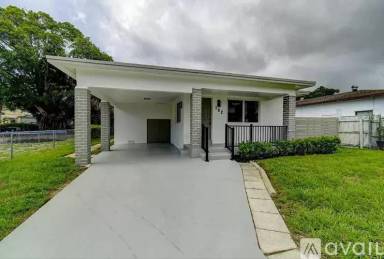Main picture of 702 42nd St