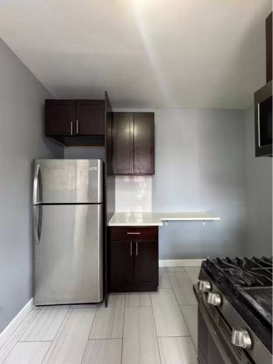 Main picture of 153 Avenue E