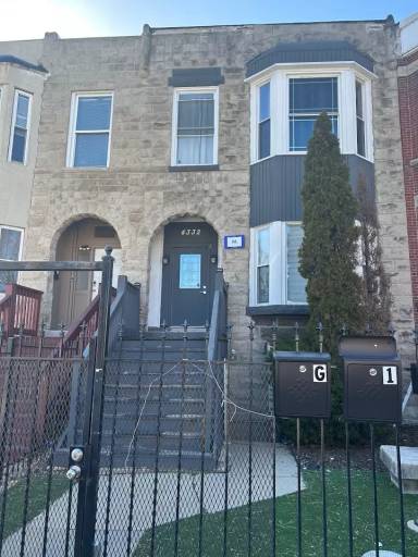 Main picture of 4332 S Langley Ave