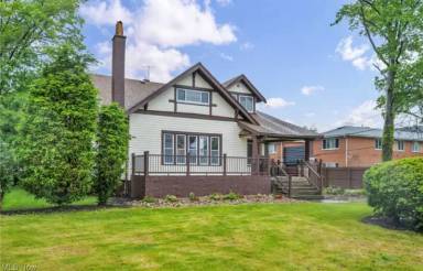 Main picture of 2884 Noble Rd