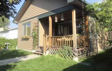 Main picture of 677 Speedway Ave