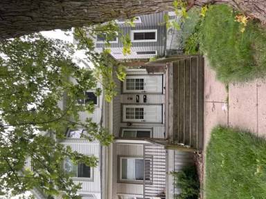 Main picture of 1915 60th St