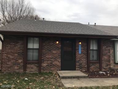 Main picture of 8311 NW Mace Rd