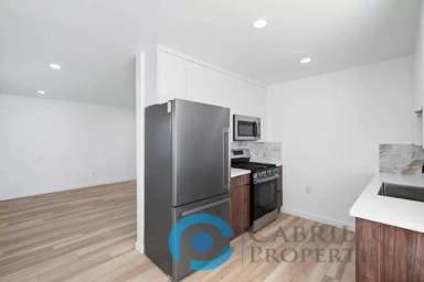 Main picture of 4665 34th St