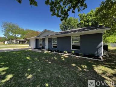 Main picture of 334 Brookview Dr