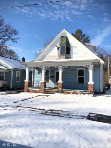 Main picture of 2311 S 13th St