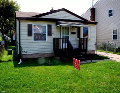 Main picture of 8728 Studebaker Ave