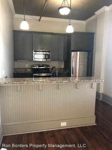 Main picture of 112B W Hill Ave