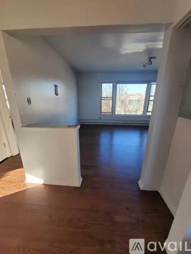 Main picture of 501 E 87th St