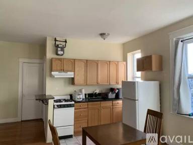 Main picture of 1193 Commonwealth Ave