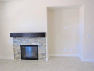 Main picture of 127 Colonial Springs Ct