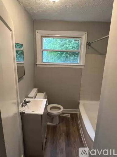 Main picture of 921 Wilder Pl