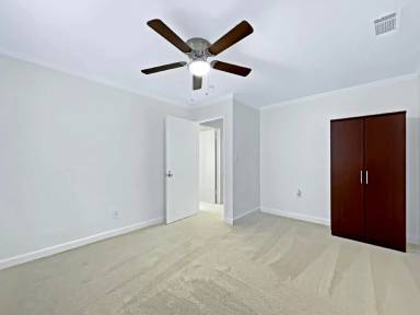 Main picture of 1021 Crosby Ave