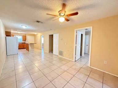 Main picture of 1009 63rd Ave W