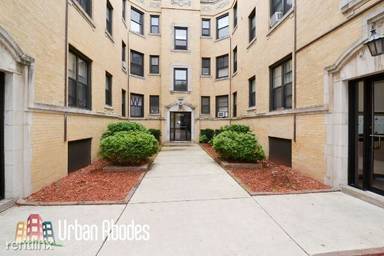 Main picture of 429 1/2 W Belden Ave