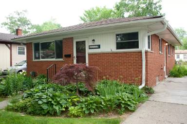 Main picture of 19338 Rensellor St