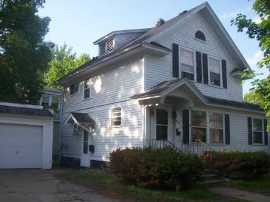 Main picture of 415 Newton St