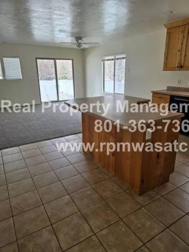 Main picture of 4120 W Juniper Hills Dr