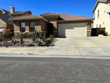 Main picture of 13387 Hickory Way