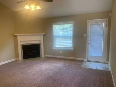 Main picture of 3600 Longstreet St