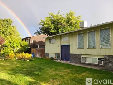 Main picture of 885 W 225 S