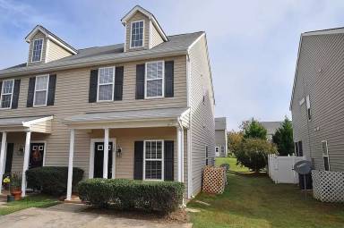 Main picture of 120 Winslow Ln