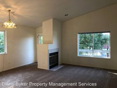 Main picture of 240 E 11th Ave