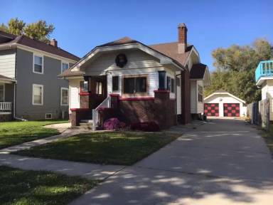 Main picture of 118 W 12th St