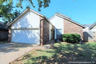 Main picture of 825 Lapwing Rd