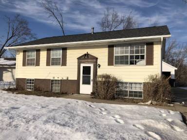 Main picture of 2416 Towne House Dr NE