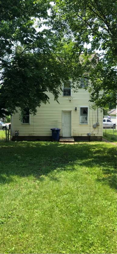 Main picture of 934 Seymour Ave