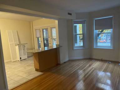 Main picture of 1193 Commonwealth Ave