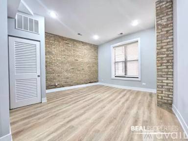 Main picture of 428-438 W Belden Ave