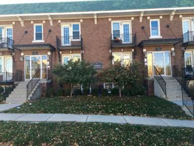 Main picture of 108 N 34th St
