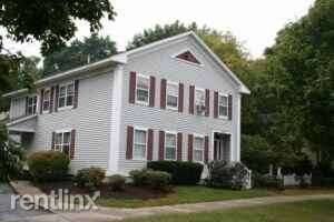 Main picture of 575 N Broadway
