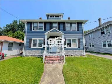 Main picture of 220 Glendale Ave