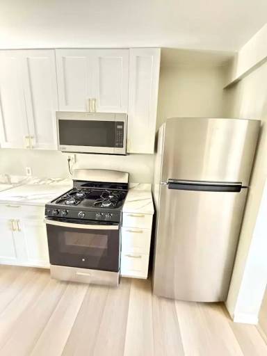 Main picture of 373 Klamath St