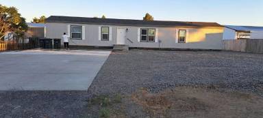 Main picture of 8711 Vince Rd NE