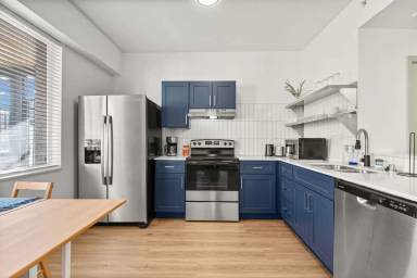 Main picture of 205 7th St NW