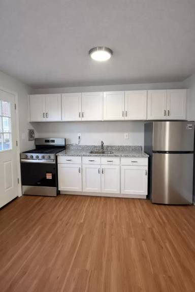 Main picture of 171 Matawan Ave