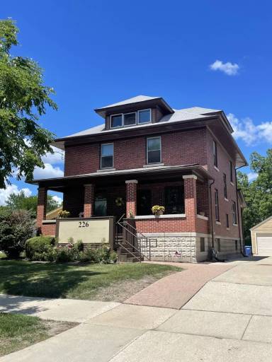 Main picture of 226 State Street - B Lower