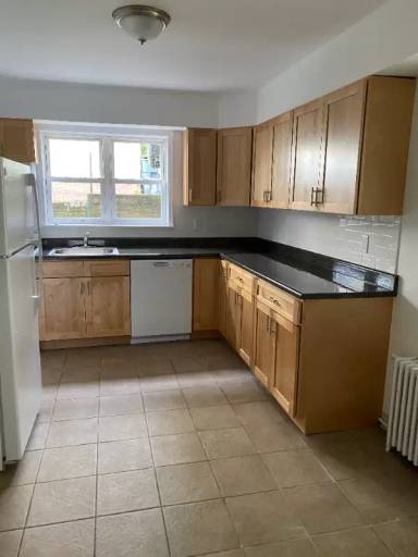 Main picture of 244 Waverly Ave