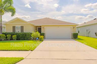Main picture of 213 Lake Lucerne Way