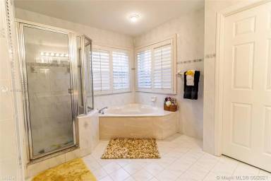 Main picture of 12380 NW 54th Ct