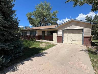Main picture of 233 Cameron Ave