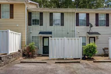 Main picture of 4257 Grogan St NW
