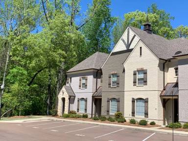 Main picture of Creekside Condominiums