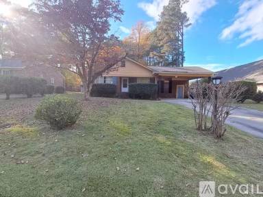 Main picture of 121 Osceola Dr