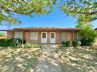 Main picture of 801 Sun Valley Dr