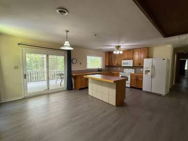 Main picture of 5600 Pear Cottage Ln